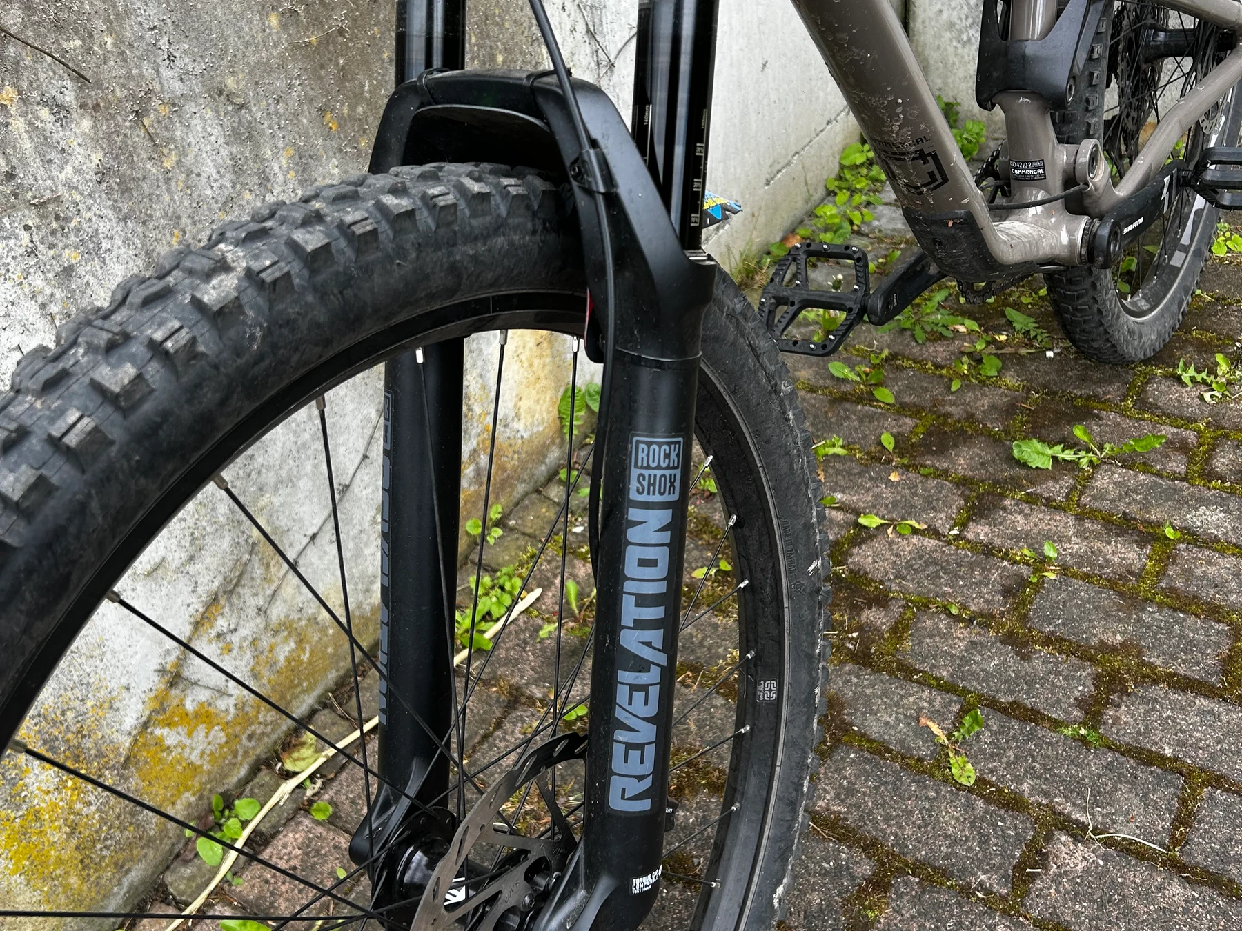 mtb-Bad_SodenSalmnster--Commencal-Meta_Tr_V4-nearlyperfect-624d565 Detailbild #2