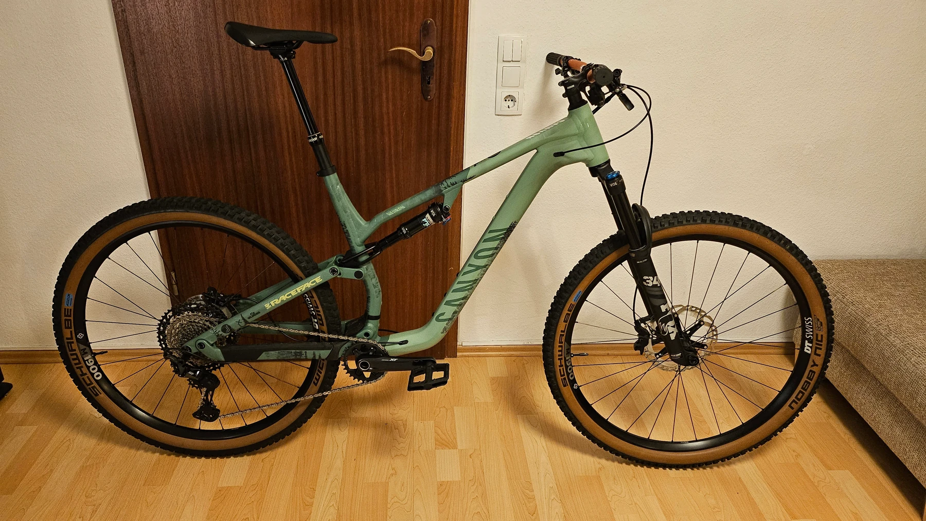 mtb-Nidderau--Canyon-Neuron_al7_-nearlyperfect-32f5542 Detailbild #1