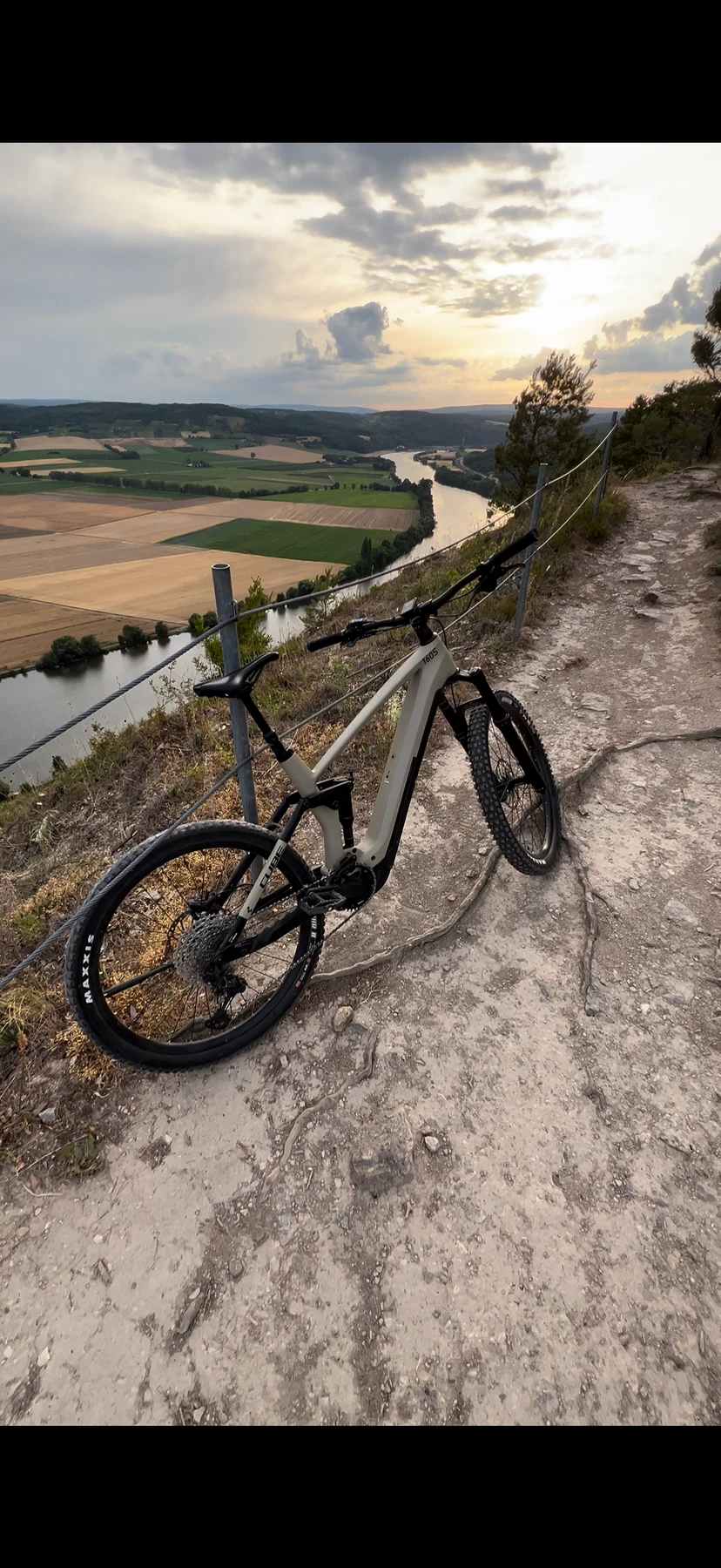 mtb-Lohr_a_Main--CUBE-_Stereo_Hybrid_160_H-nearlyperfect-cd11fc4 Detailbild #1
